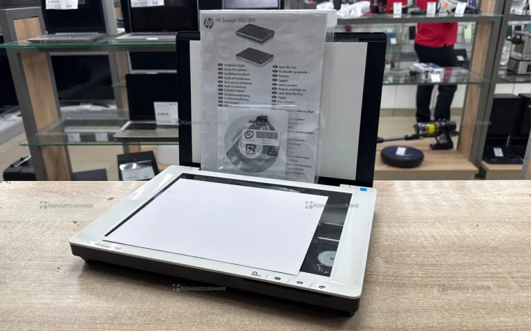 Сканер HP ScanJet 200
