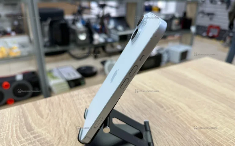 Apple iPhone 15 256 ГБ