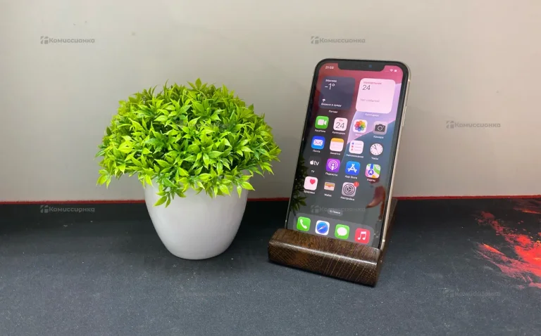 Apple iPhone 11 4/128 ГБ