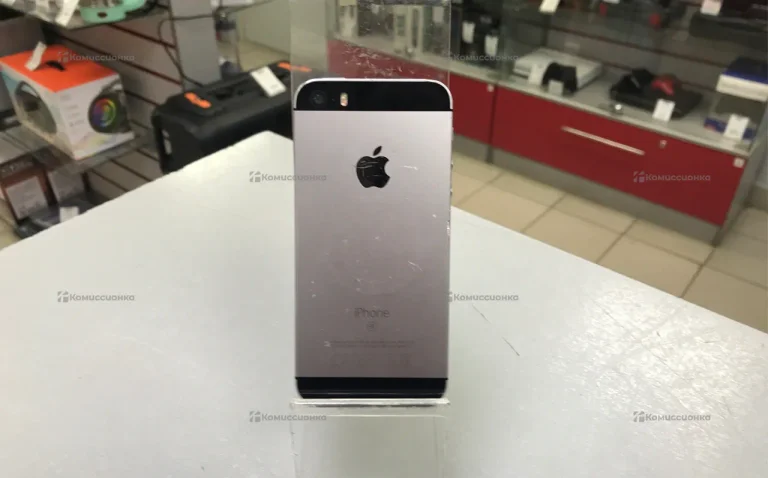 Apple iPhone SE 2/32 ГБ