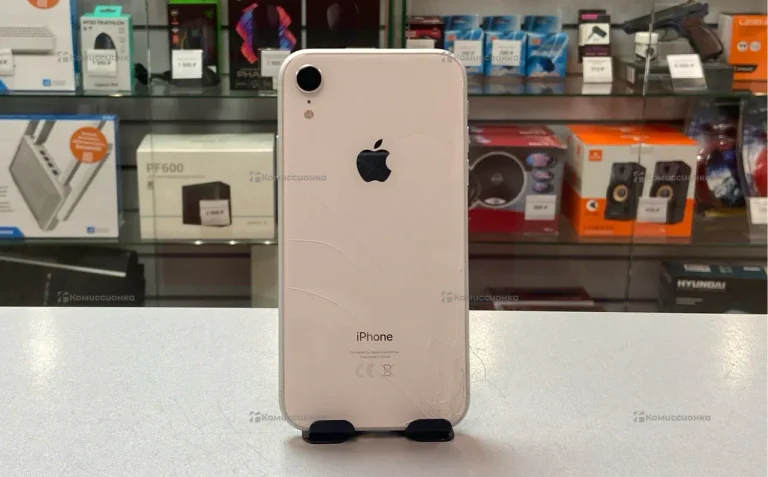 Apple iPhone XR 3/64 ГБ