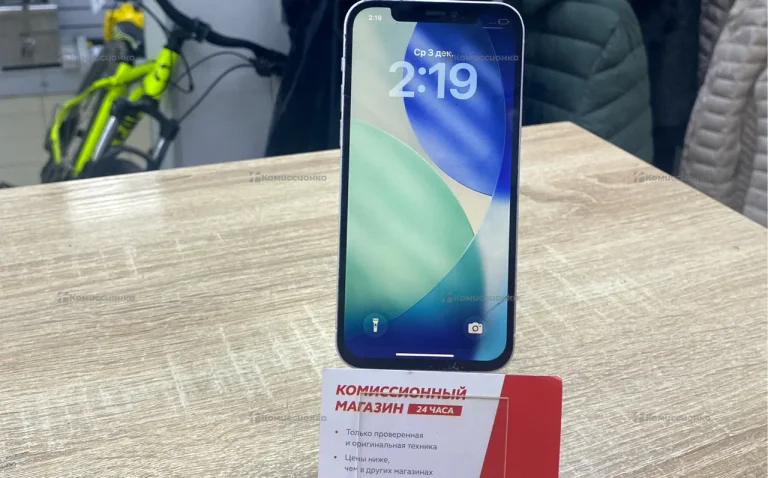 Apple iPhone 12 4/128 ГБ