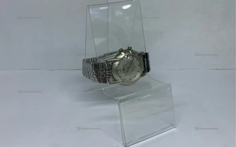 Часы Lexon