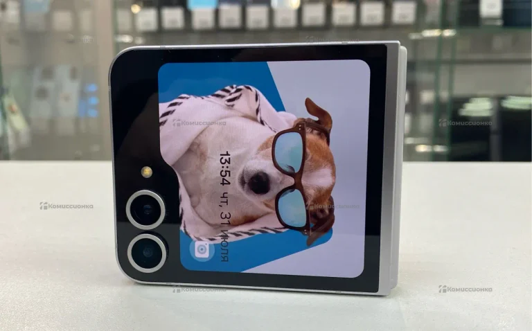 Samsung Galaxy Z Flip6 12/256 ГБ