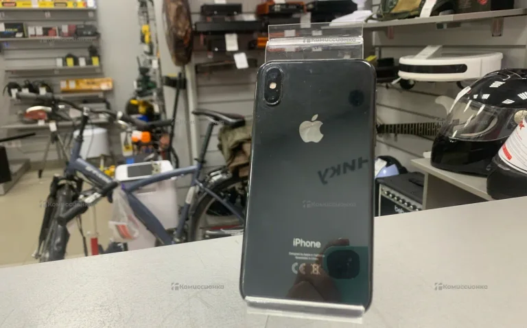 Apple iPhone X 3/64 ГБ