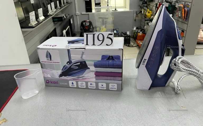 Утюг Kari E153 2200 Вт (ceramic)