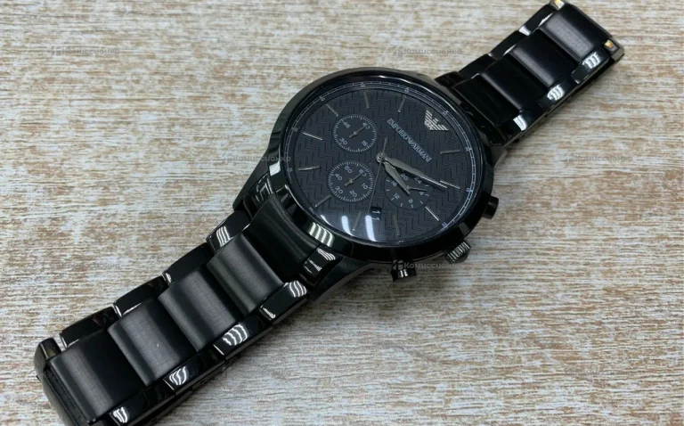 Часы  Emporio Armani