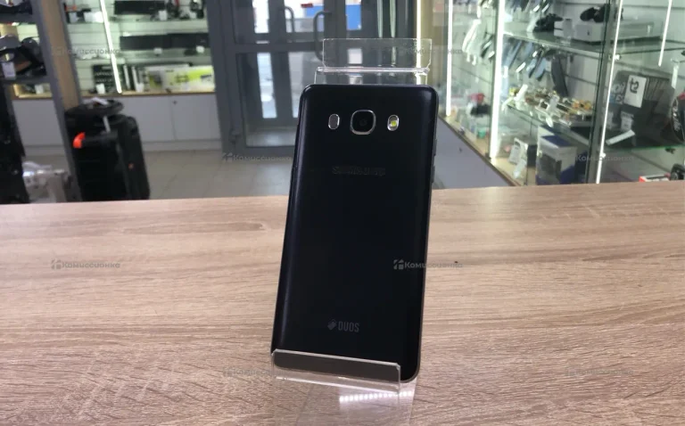 Samsung Galaxy J5 1.5/16 ГБ