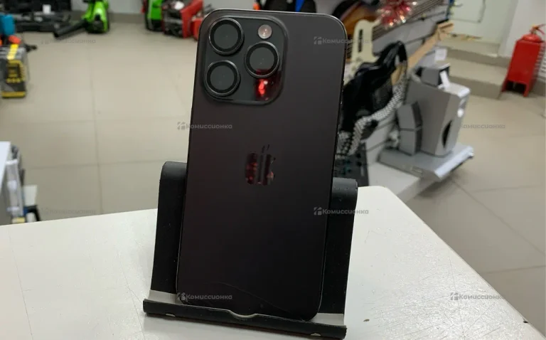 Apple iPhone 15 Pro 8/1 ТБ