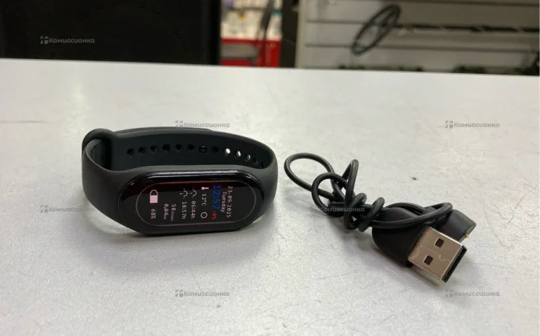 Часы Mi band 7