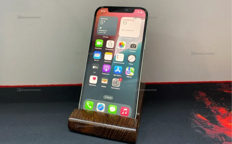 Apple iPhone 12 4/128 ГБ