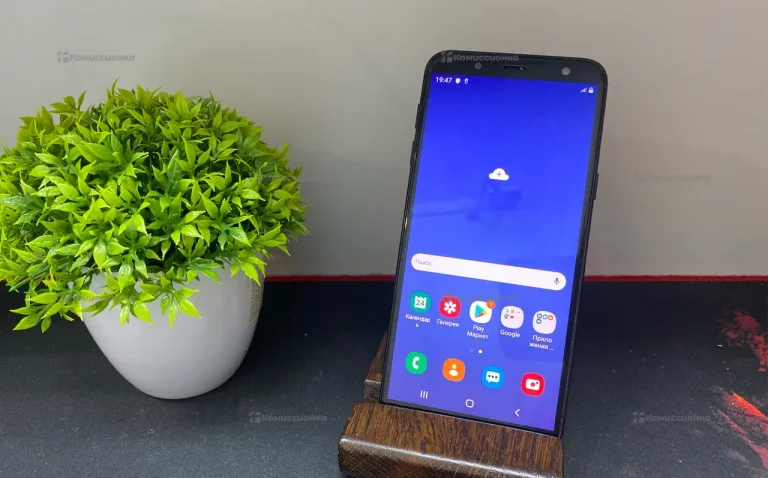 Samsung Galaxy J6+ 3/32 ГБ