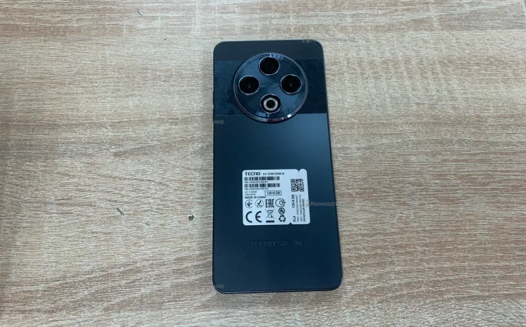 Tecno Spark 30 8/128 ГБ