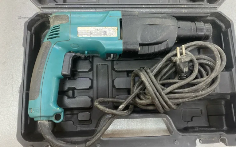 Перфоратор makita HR2440