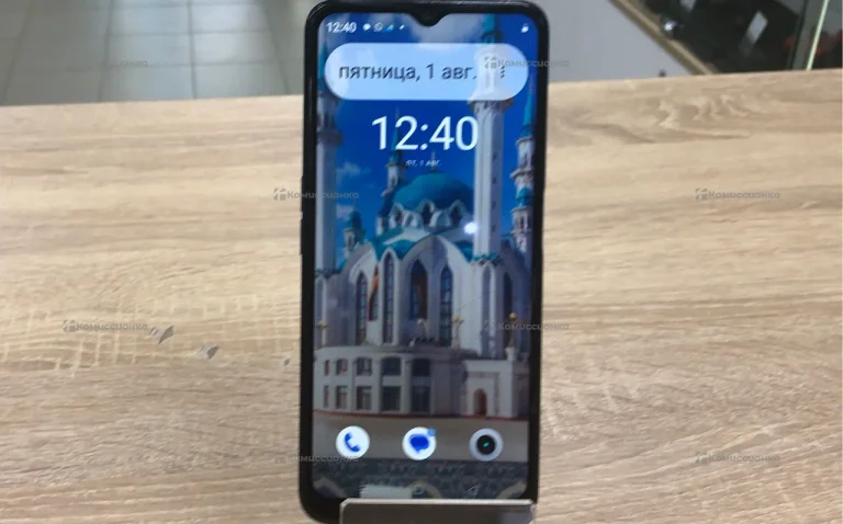 Realme c35