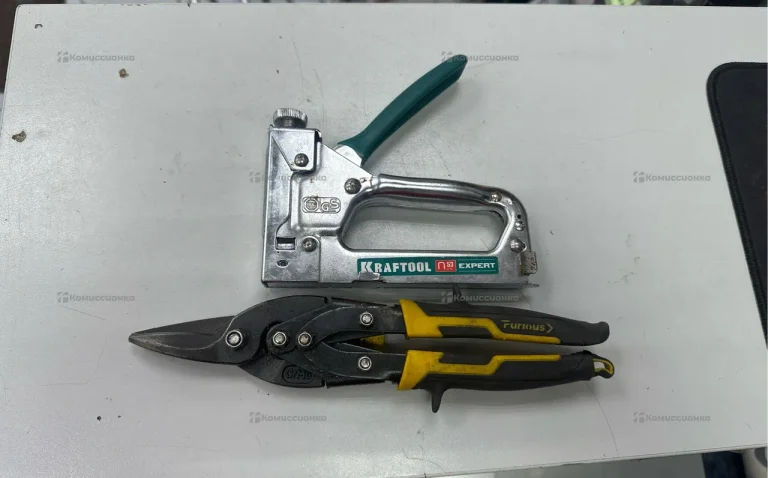 Ножницы по металлу и степлер