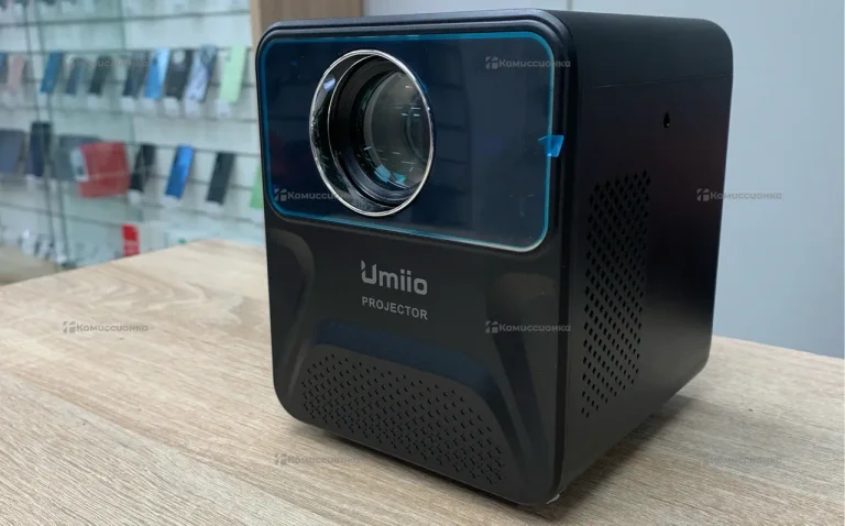 Проектор umiio