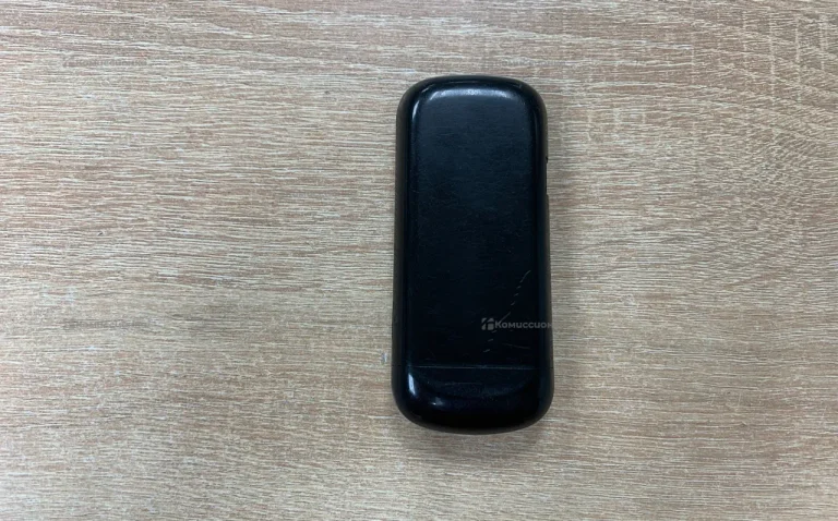 телефон Alcatel  One Touch 228