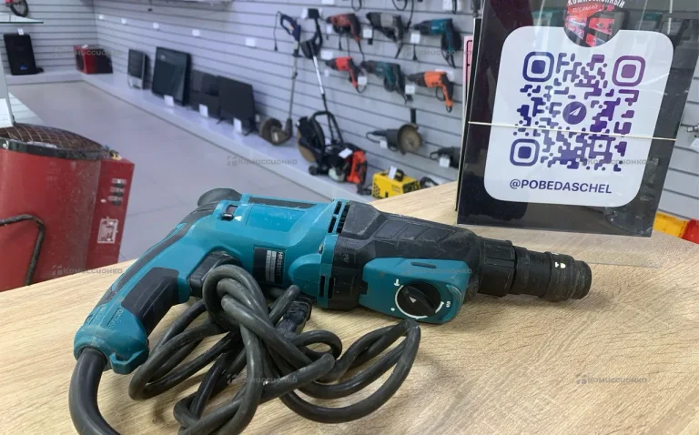 Перфоратор makita HR2631FT