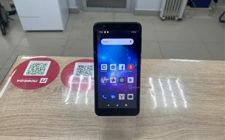 ZTE Blade L8 1/16 ГБ