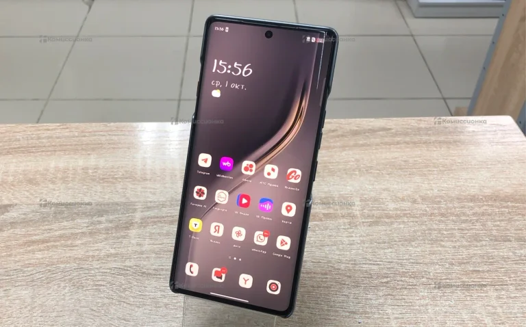 Tecno CAMON 40 Pro 5G 8/256Gb