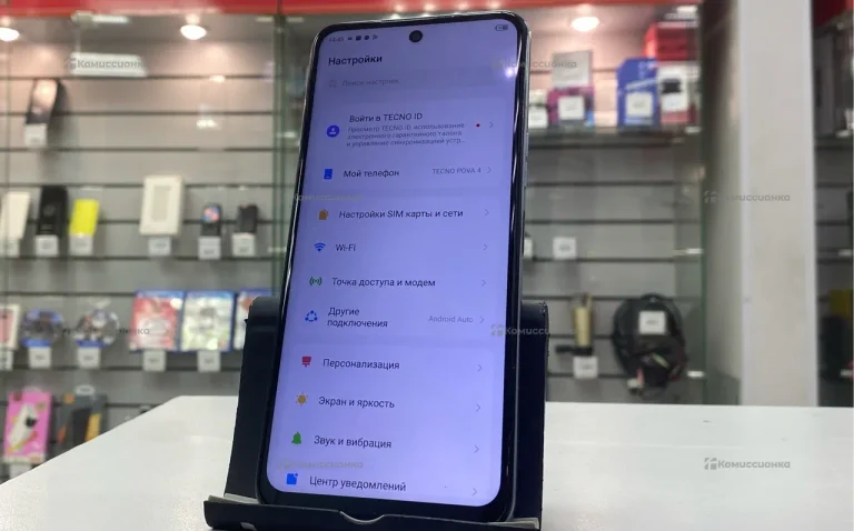 Tecno Pova 4