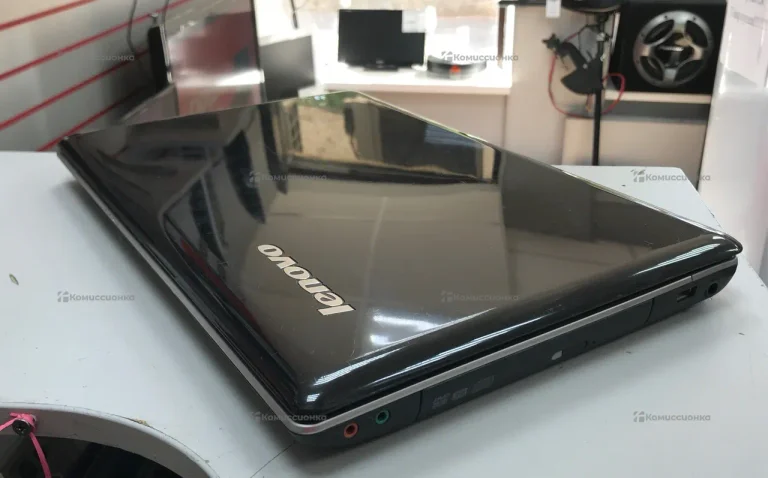 Ноутбук  Lenovo Z560 i5