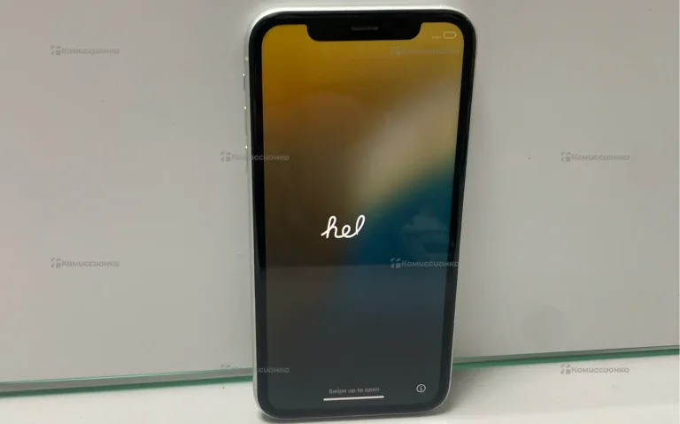 Apple iPhone XR 3/64 ГБ