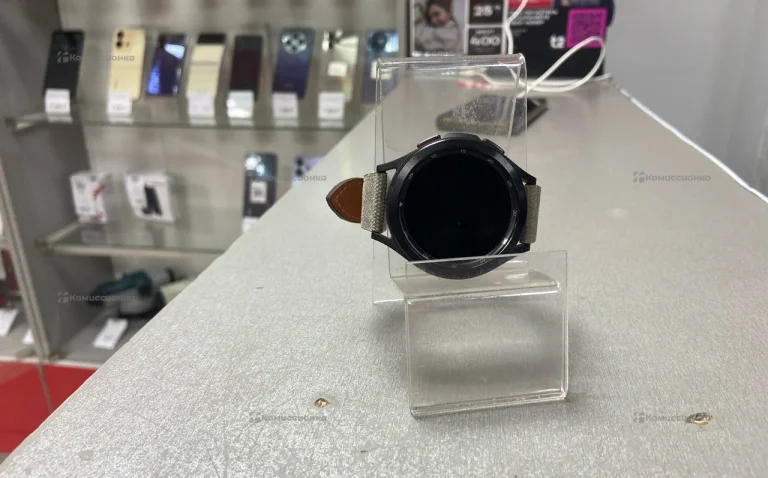 Часы  Samsung watch 4 clasik