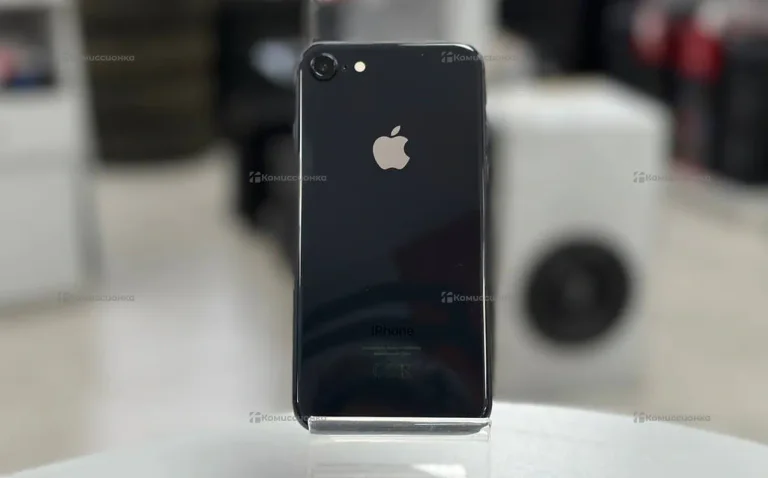 Apple iPhone 8 2/64 ГБ