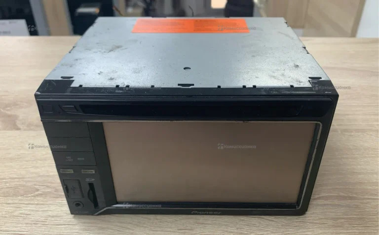 Автомагнитола  PIONEER AVH-P3200BT