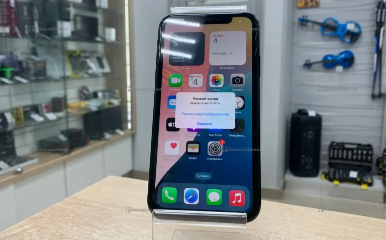 Apple iPhone XR 3/64 ГБ