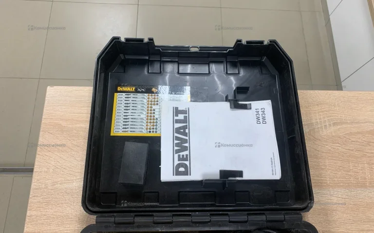 Лобзик DEWALT DW341K