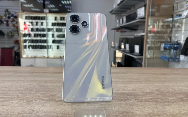 Infinix Hot 30 8/128 ГБ