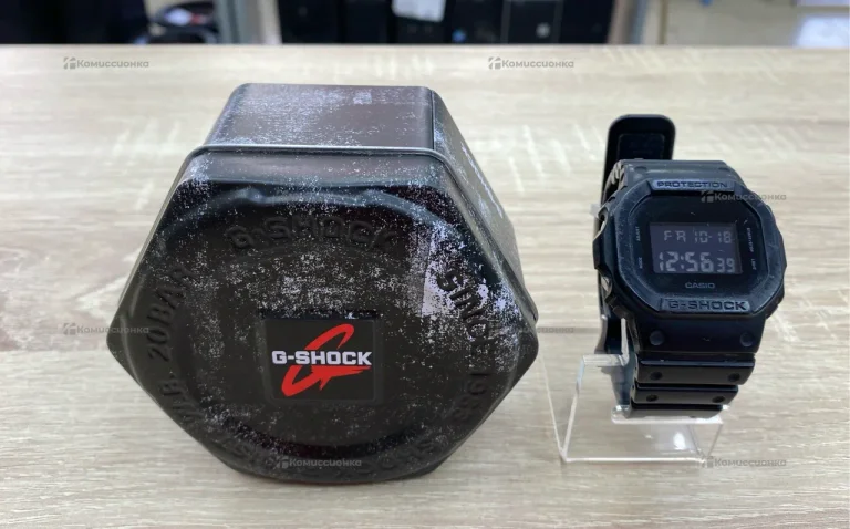 Часы  Casio DW-5600BB