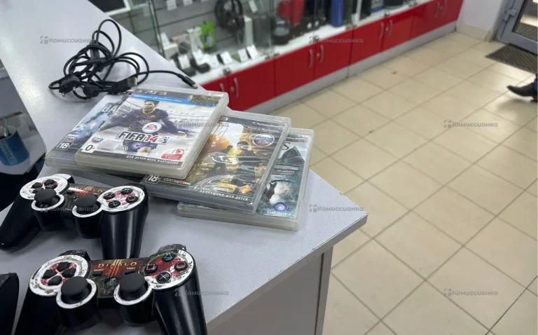 Приставка PS3. PS3 Slim 150gb.