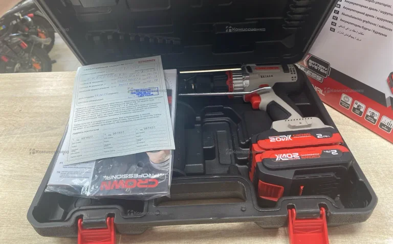 Аккумуляторный шуруповерт CROWN BL CT21090HMX-2 BMC