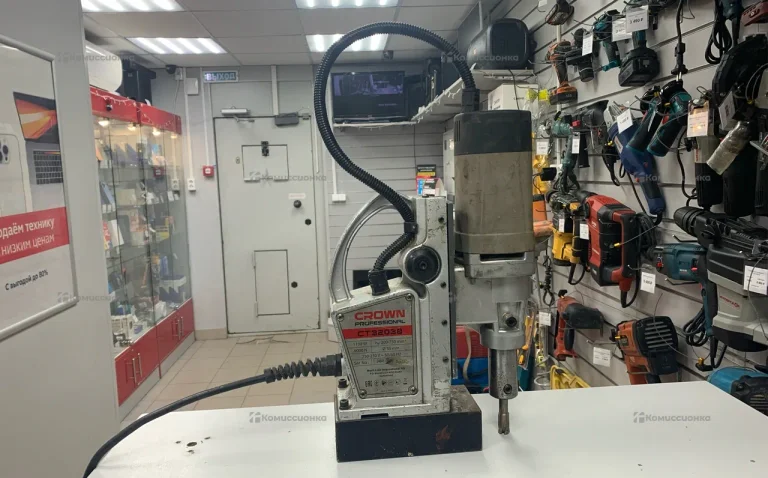 Сверлильный станок Crown СТ32038