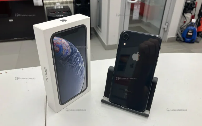 Apple iPhone XR 3/128 ГБ