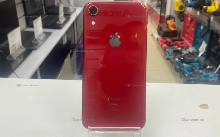 Apple iPhone XR 64 ГБ