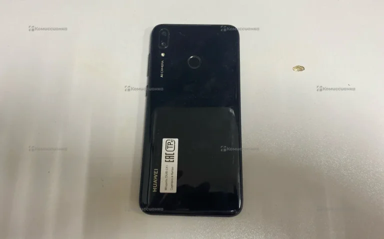 Huawei Y7 (2019) 3/32 ГБ