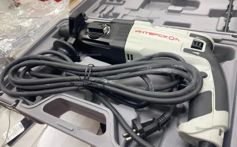 Перфоратор Интерскол П-26/800ЭР