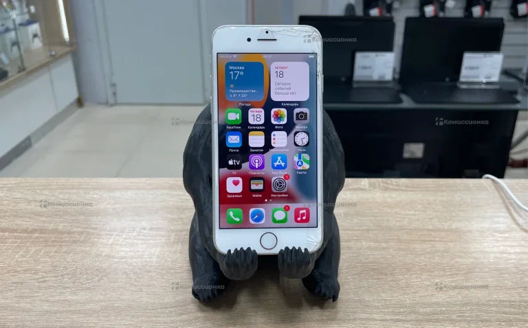Apple iPhone 7 32 ГБ.
