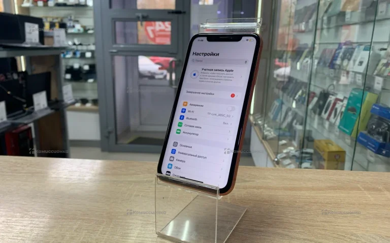 Apple iPhone XR 3/128 ГБ