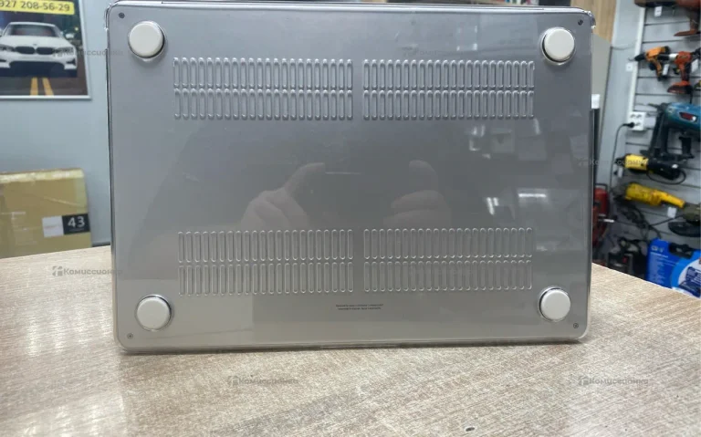 Ноутбук  MacBook m2 a2681