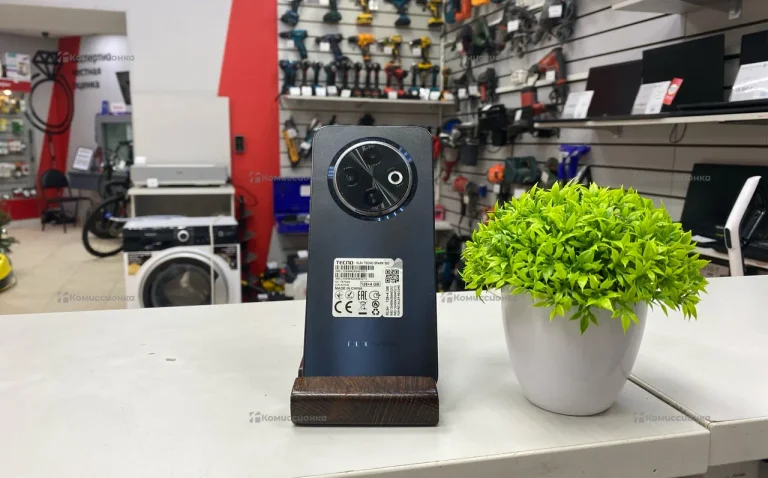 Tecno Spark 30C 4/128 ГБ