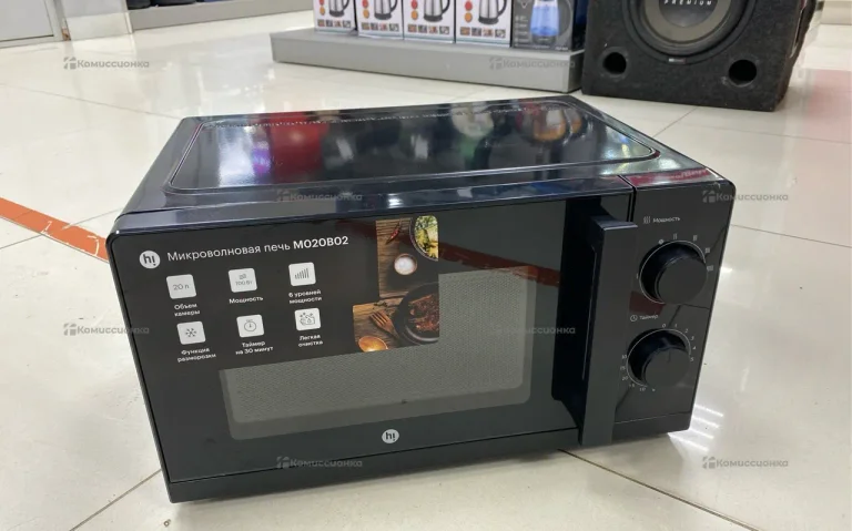Микроволновая печь  Hi M020B02