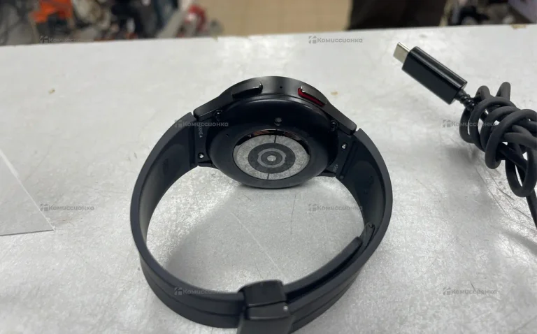 Часы  galaxy watch 5 pro