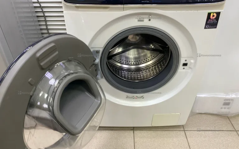 Стиральная машина Samsung 6.5kg WW65K52E69W