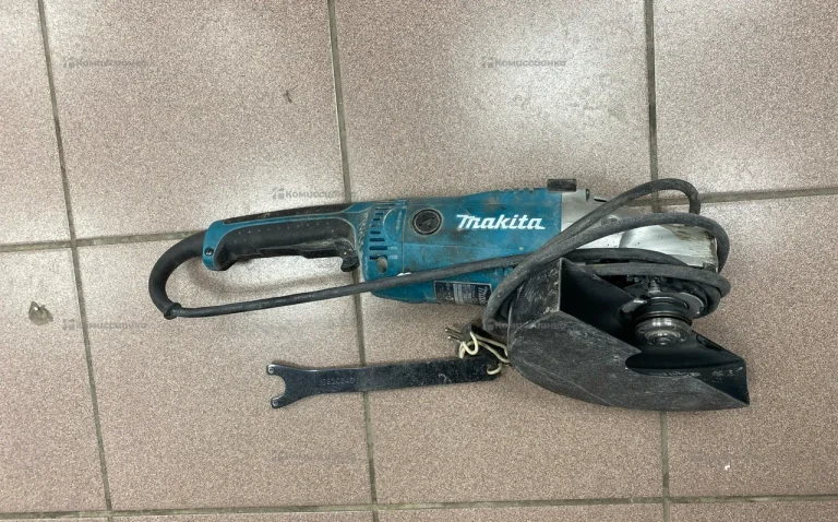 УШМ makita GA9020